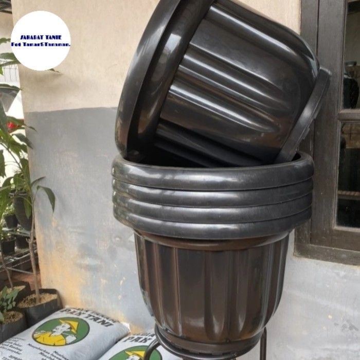 pot plastik besar 50 cm - pot eboni 50 hitam