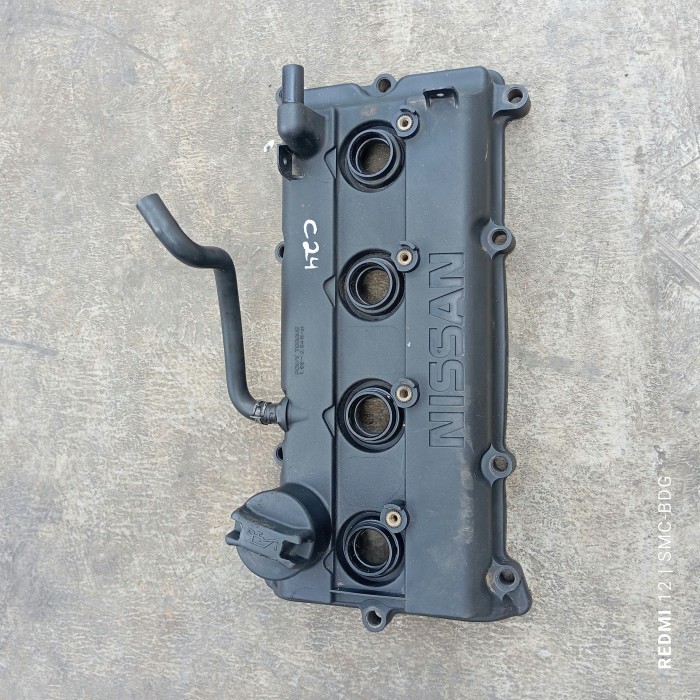 Cover tutup Cylinder head deksel Nissan Xtrail T30 / Serena C24 ori