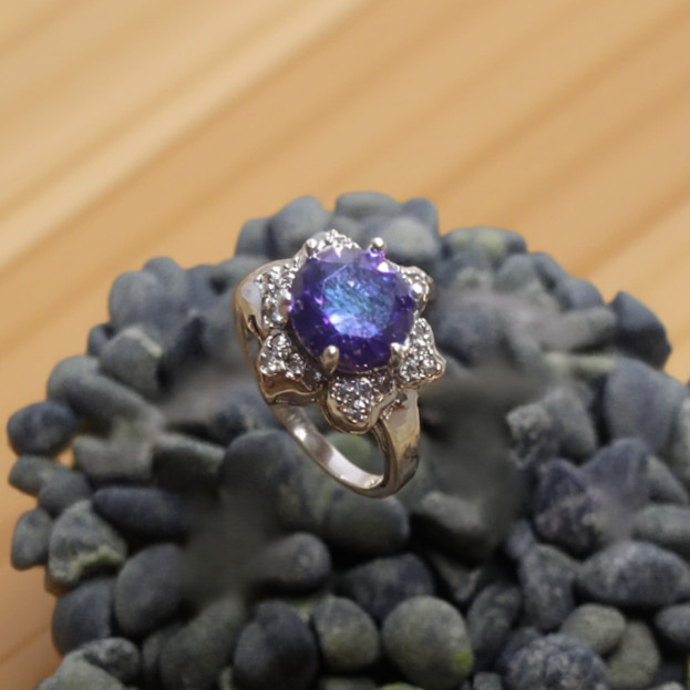 Cincin Perak Wanita S925 Motif Bunga Permata Ungu