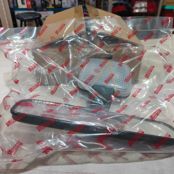 Part Cod   kaca spion dalam original toyota avanza xenia