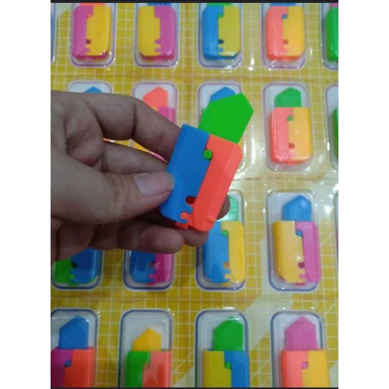 [ 1 pcs ] MAINAN PISAU LIPAT