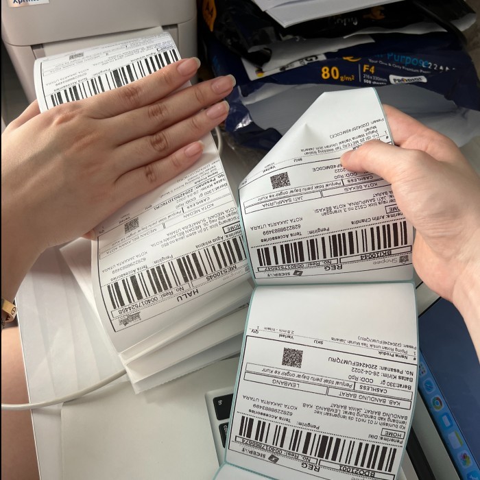 

best -KERTAS THERMAL LABEL STICKER 100X150 500PCS BARCODE UKURAN A6