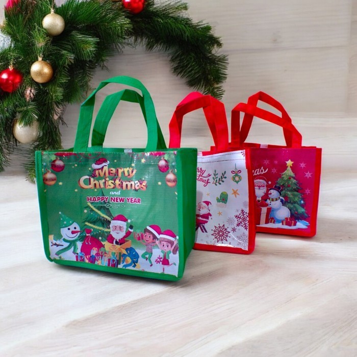 

Goodie Bag Natal Tas Kemasan Bingkisan Souvenir Hadiah Motif Merry Christmas