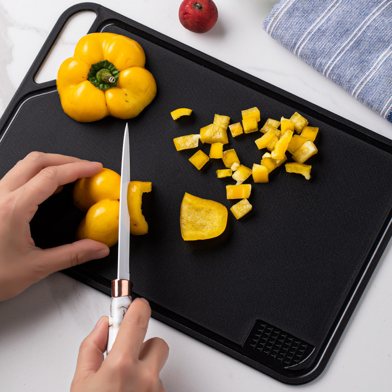 

1pc Cutting Board with Garlic Press Multifunctional Cut Vegetables and Meat Chopping Board