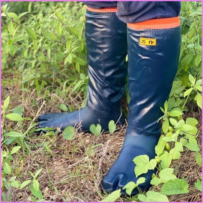 SALE -Sepatu Bot Sawah 351T - Sepatu Tani Panjang Pria dengan Sekat Jari (ST - size 45 no box