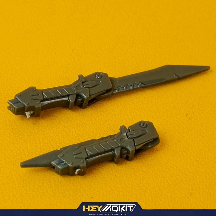 MG 1/100 FORCE IMPULSE  PART WEAPON DAGER DAGGER