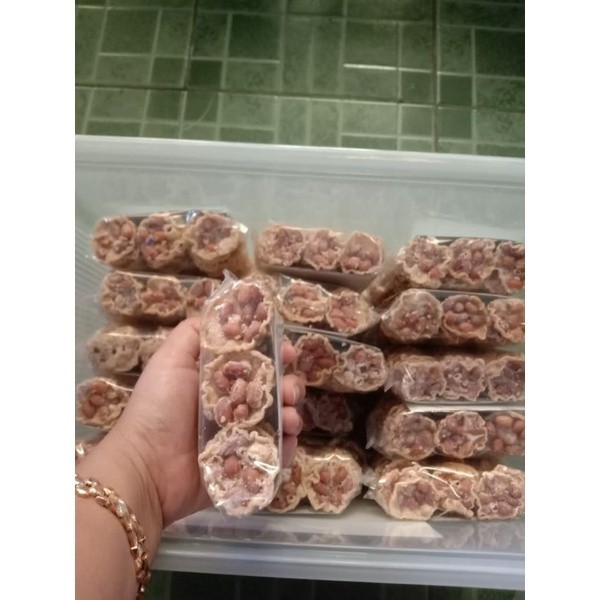 

Peyek unyil/peyek mini/peyek kacang/rempeyek Promo COD