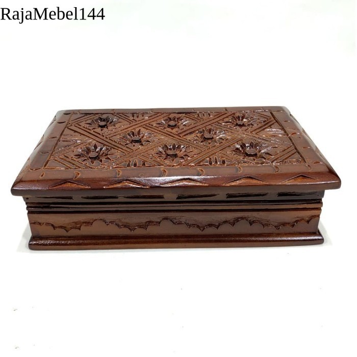 

Kotak Box Kayu Jati Ukir Tempat Perhiasan Dan Pusaka free ongkir