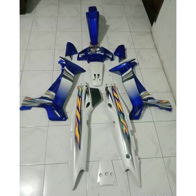 PAKET FULLSET BODY HALUS FIZ R BIRU PUTIH BODY SET FIZ R BIRU PUTIH Standart pabrik