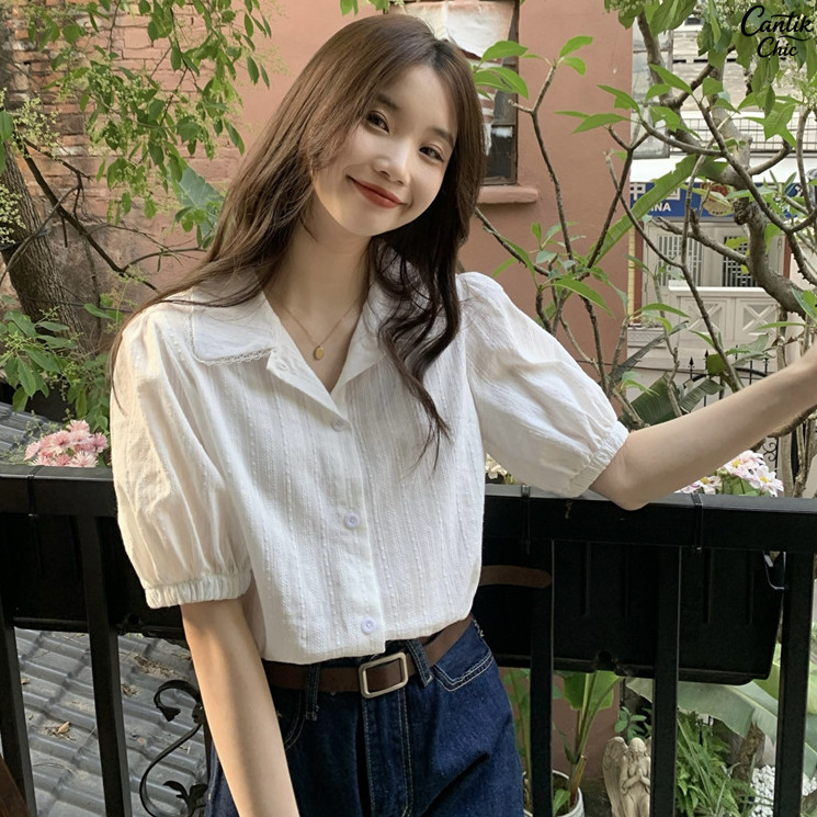 Premium Kemeja Blouse Wanita Korea Vintage Elegan Putih Lengan Pendek Kerah Boneka Renda Blus