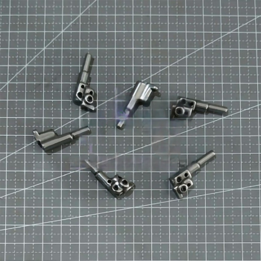 11870359 JUKI MO2516 Benang 5 3MM Kepala Jarum Mesin Jahit Obras