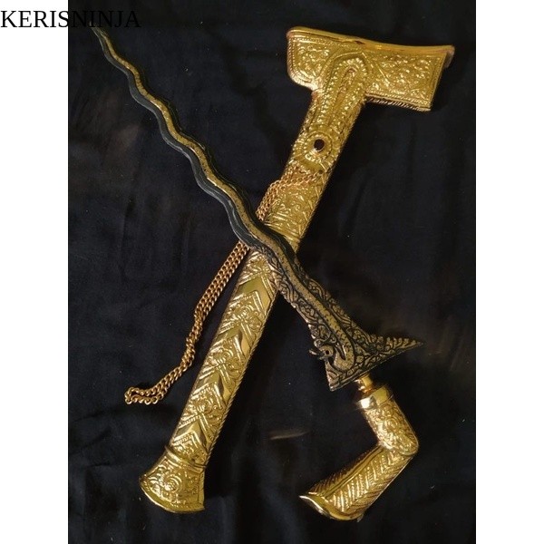 Keris Nogo Sosro Luk 13 Pamor Kulit Semongko Kinatah Sepuhan Emas Warangka Bugis Sembur Emas NJ13