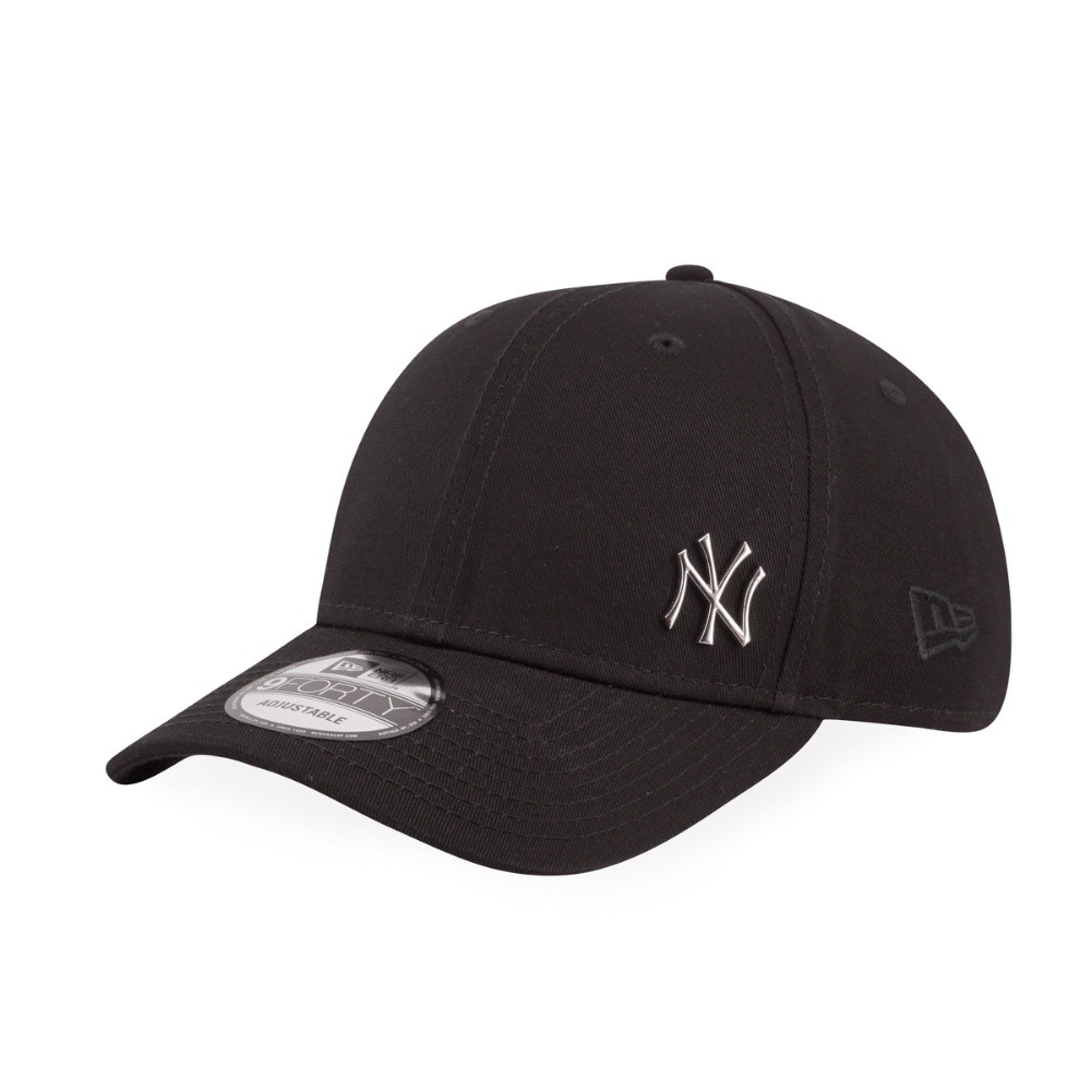 New Era 9FORTY New York Yankees Metal Badge Black Adjustable Cap