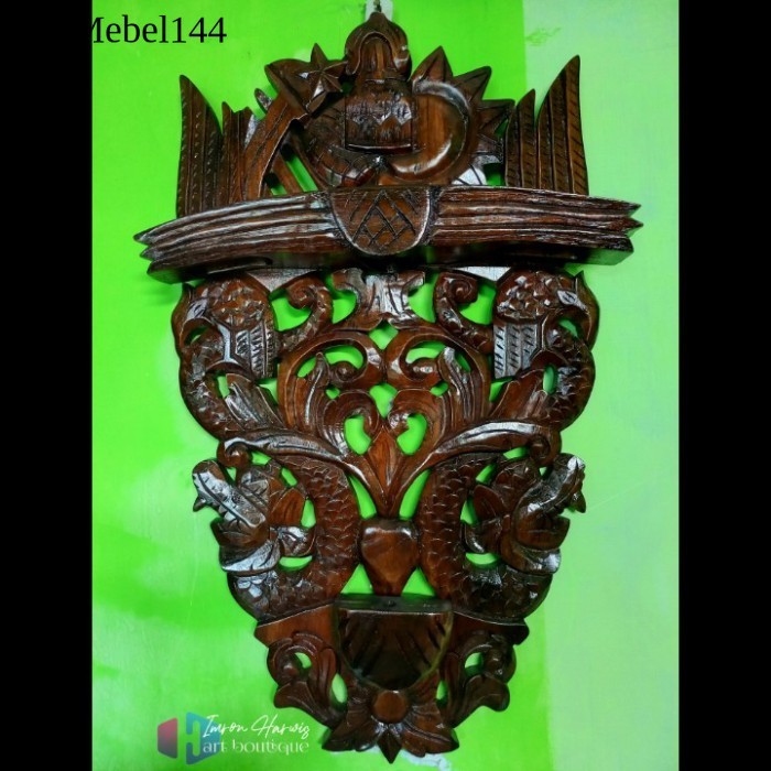 

Blawong Keris , kayu Jati, lobang 3 antik