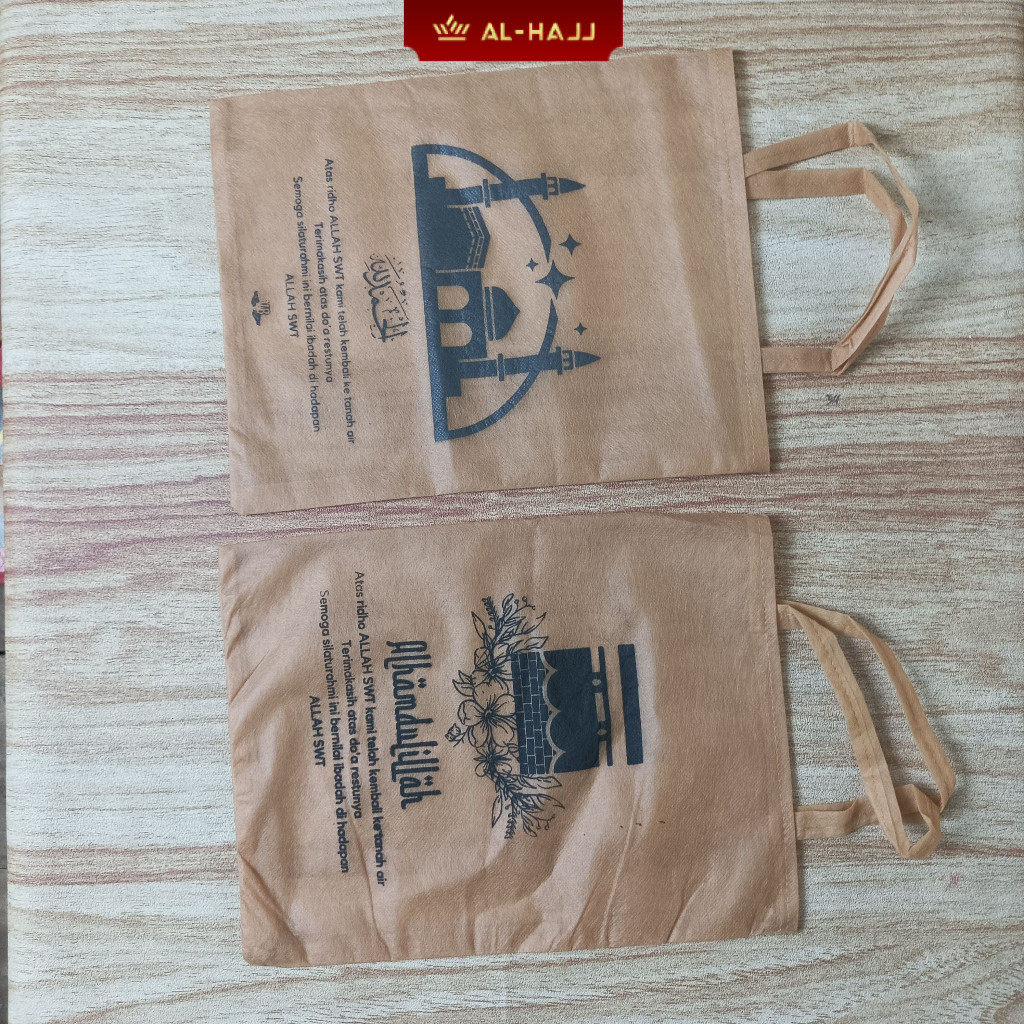 

AL HAJJ TAS SOUVENIR /TAS OLEH - OLEH HAJI DAN UMROH GAMBAR KA'BAH DAN MASJID