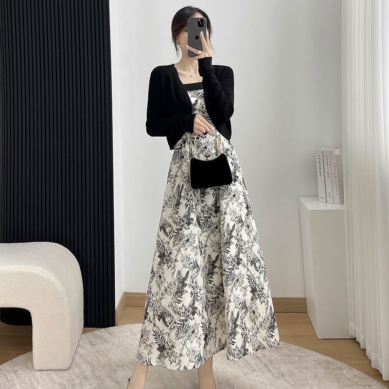 Outfit Kekinian Wanita Hijab & Non-Hijab | Dress Panjang Floral + Cardigan Hitam - dress korea dress