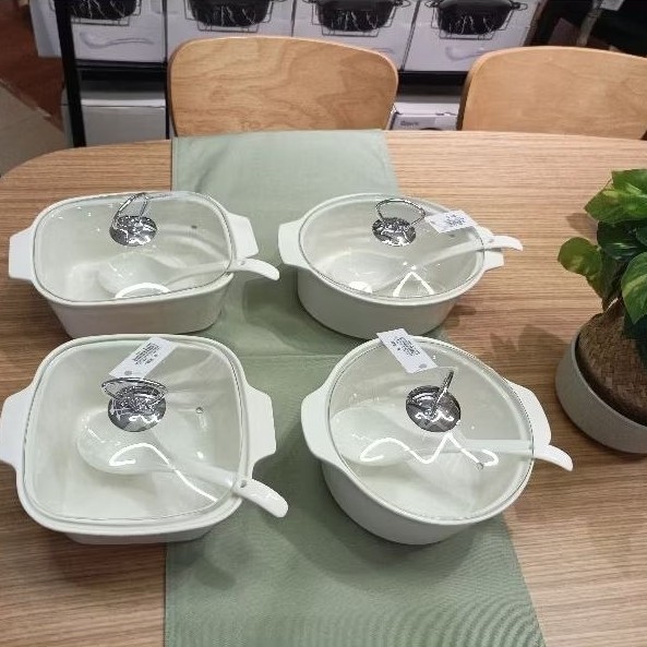 Wadah saji / Tempat prasmanan dengan sendok saji Informa