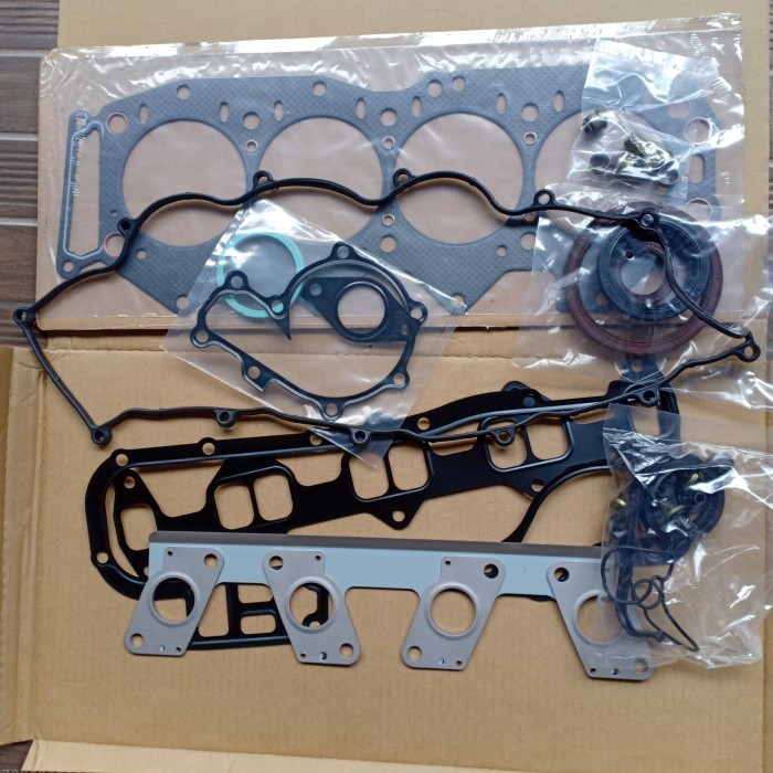gasket kit paking set Ford ranger 2900cc BARU