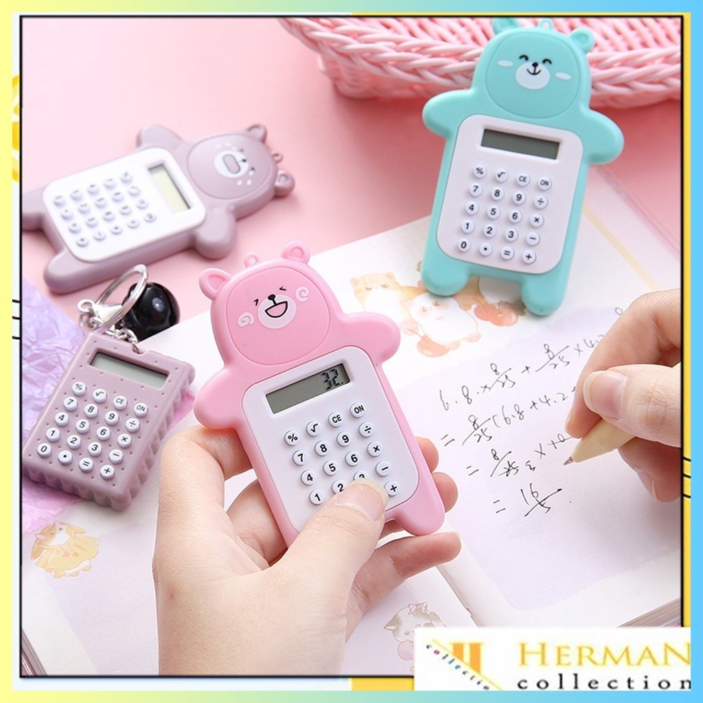 

Calculator Mini Portable Motif Bear Kalkulator Portable Mini Beruang Kalkulator Unik Kalkulator 8 Digit Mini Portable Kalkulator Beruang Tombol Karet Kalkulator Sekolah /Stationary Warna Warni