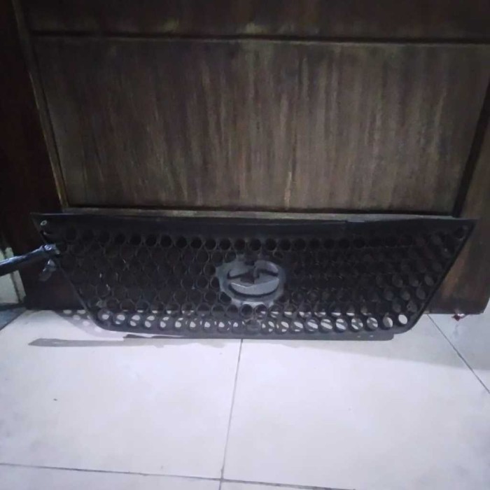 Grille Grill Radiator Baleno Next-G Type 1 2002-2004