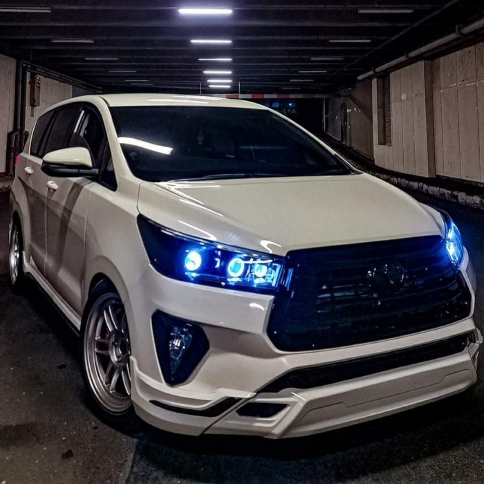 bodykit innova reborn venturer 2022