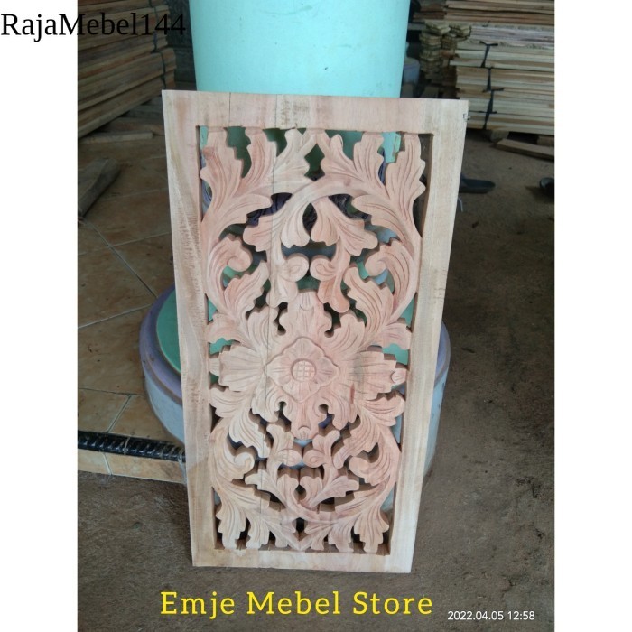 

ukiran tempel ornamen kayu solid hiasan dinding termurah