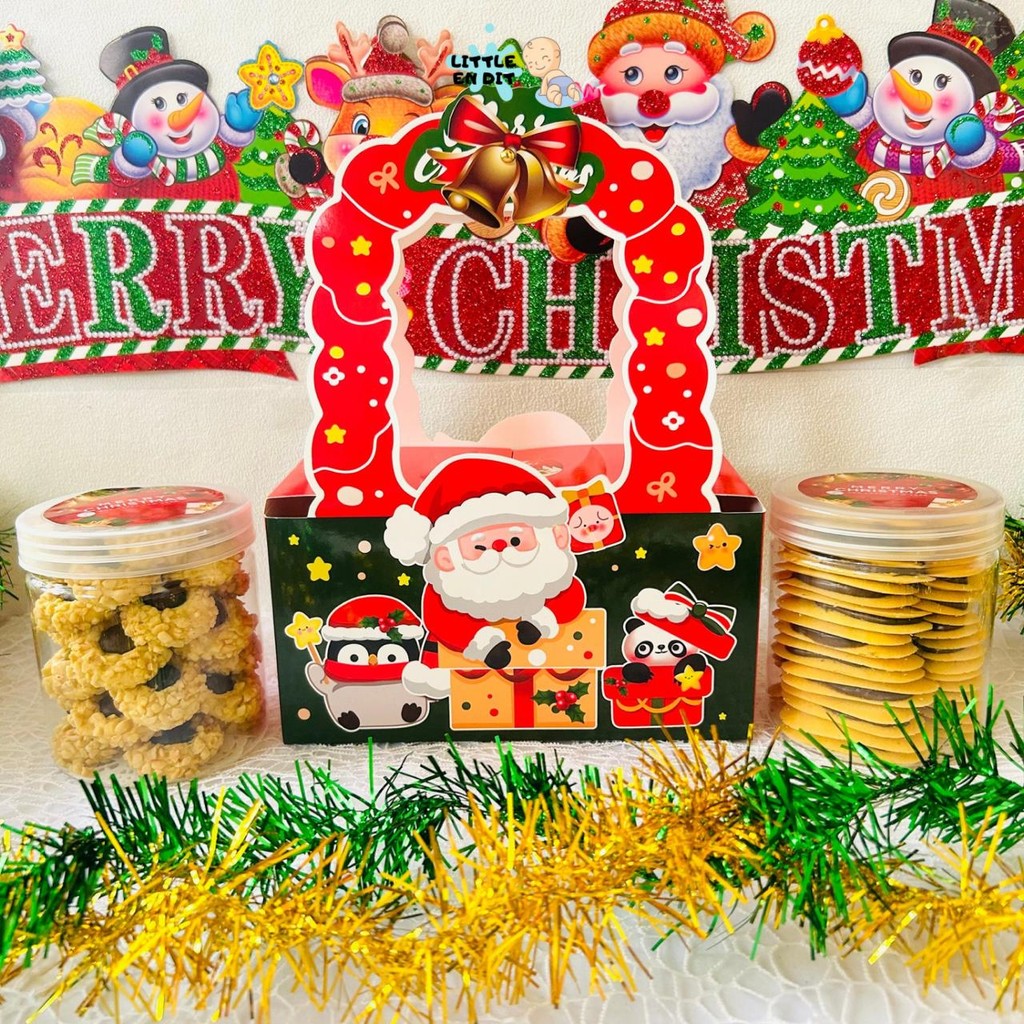 

Littleendit HN02 Hampers Natal/ Hampers Merry Christmas/ Parcel Natal/ Parcel Merry Christmas/ (Kue/Snacks 2 Toples)