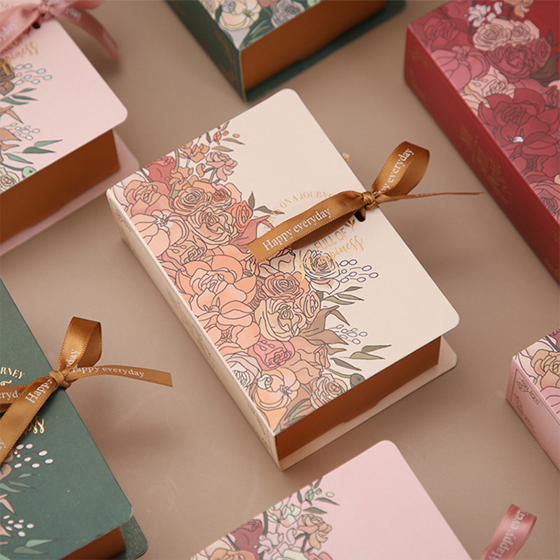 

Creative Book Wedding Candy Box With Souvenir Gift Packaging Box Birthday And New Year Celebration Baby Shower Party Gift Bag