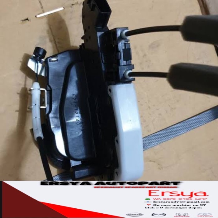 DOOR LOCK NISSAN GRAND LIVINA L10 L11 BARU berkualitas