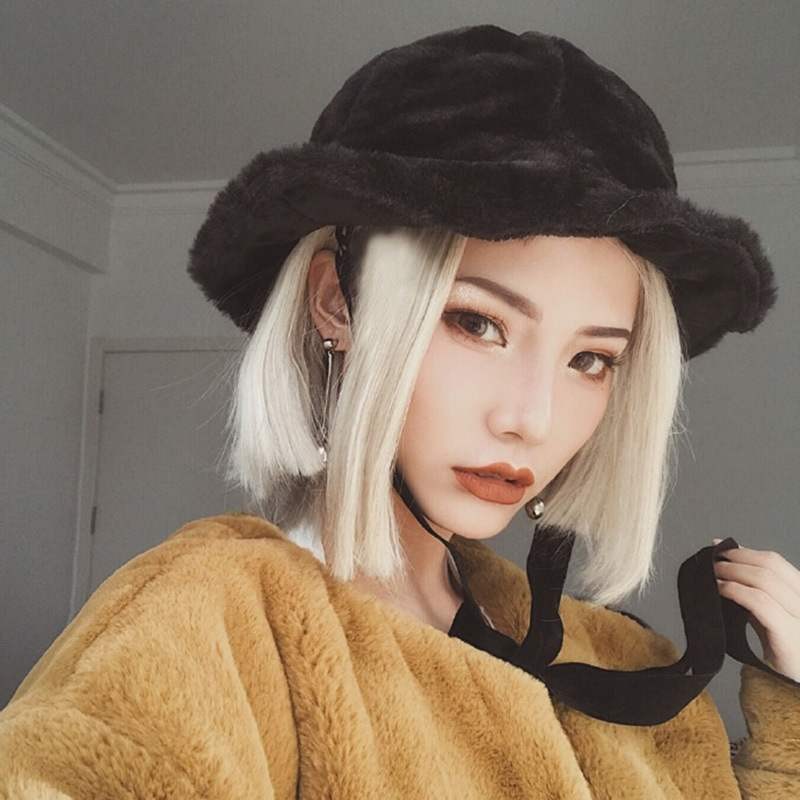 Mode Sedang Perak Putih Matte Rambut Pendek Lurus/ Rambut Palsu Lurus Wanita Wig Gaya Grup Wanita/Ra