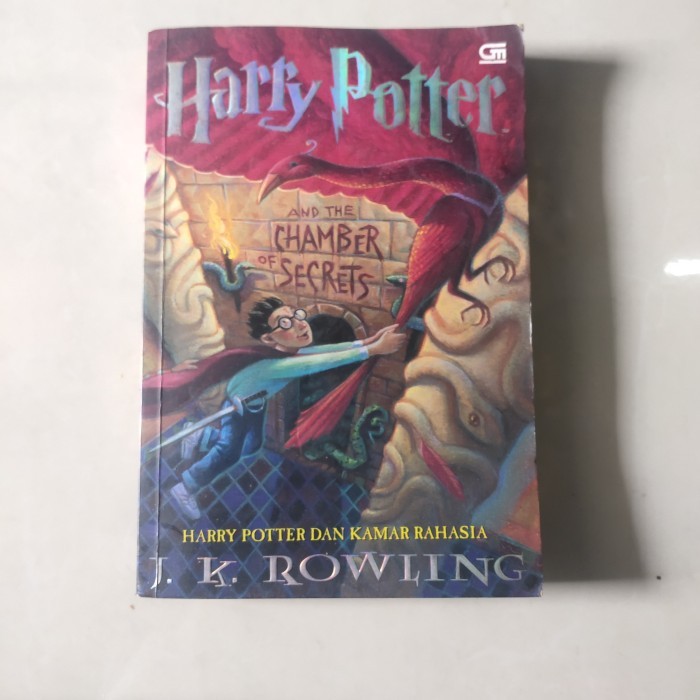 Novel Harry Potter dan Kamar Rahasia Harry Potter and Chamber Secrets Preloved Softcover Bekas Baik 