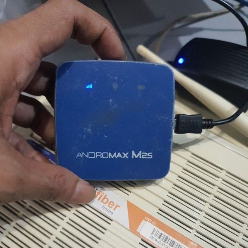 m2s Andromax mifi normal minus tombol on of gak ada tapi bisa