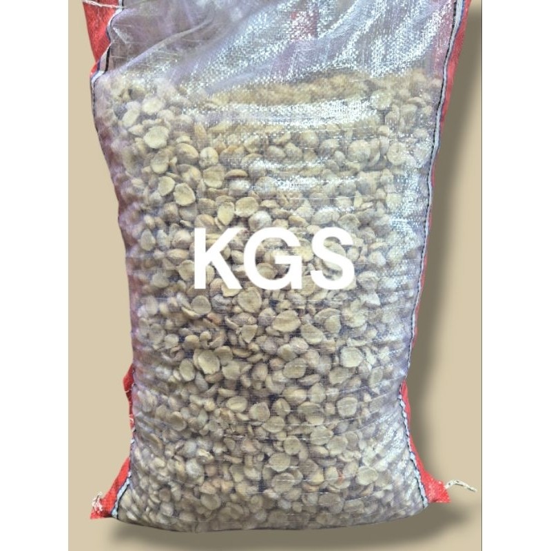 

KEMIRI PECAH/KEPING 1 SAK KARUNG GROSIR||15KG