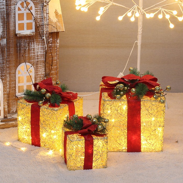 

SET 3 Box Kado Natal Lampu Hiasan Bawah Pohon Natal Christmas Gift Murah Kotak Kado Natal Lampu LED