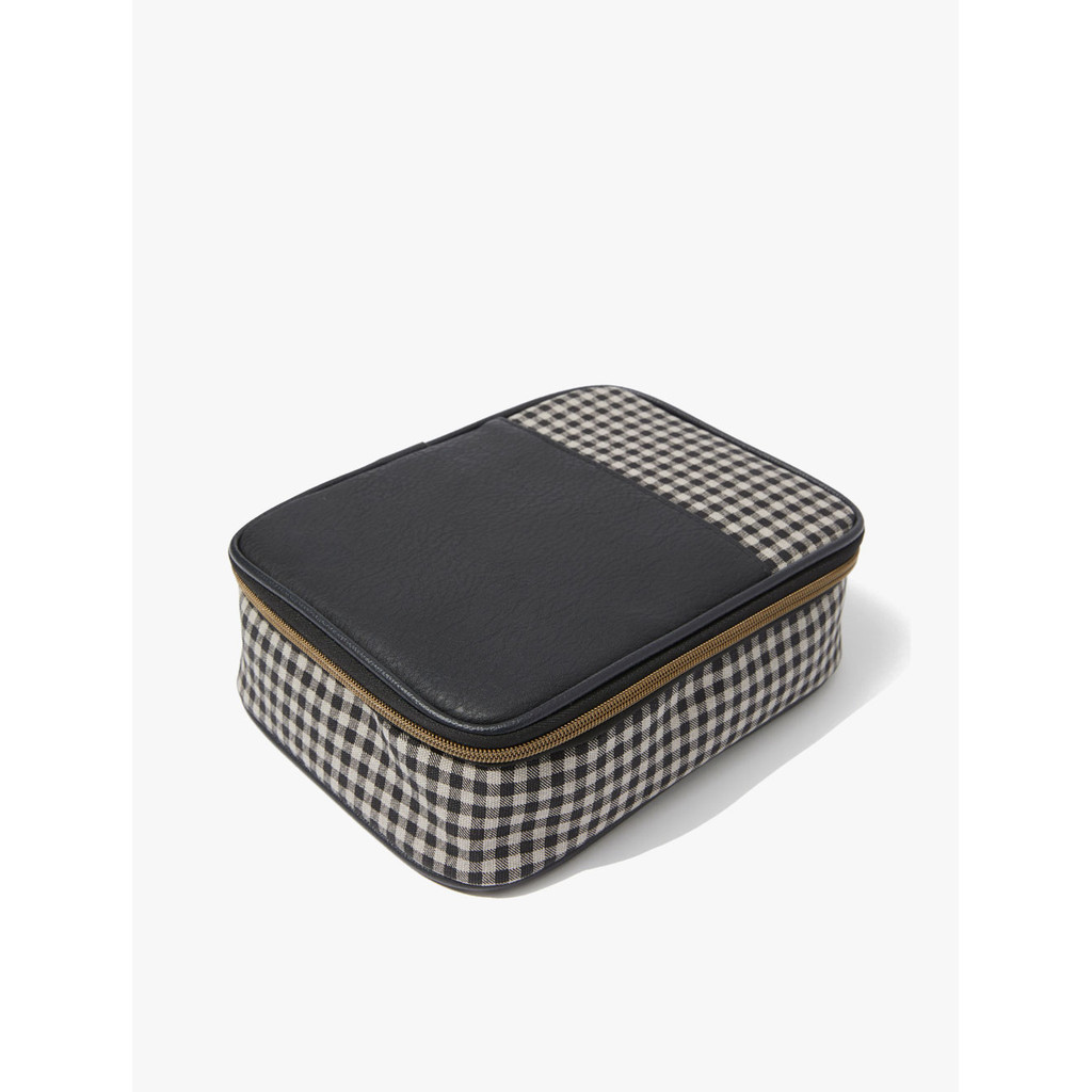 

Typo - Buku & Alat Tulis - Artist S Arlow Pencil Case