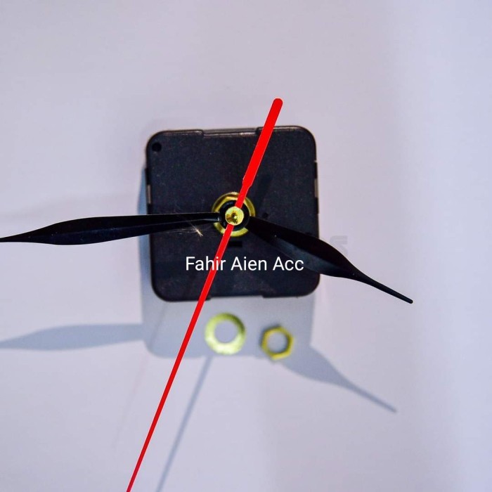 MESIN JAM DINDING DETAK TRANSPARAN HQ3268