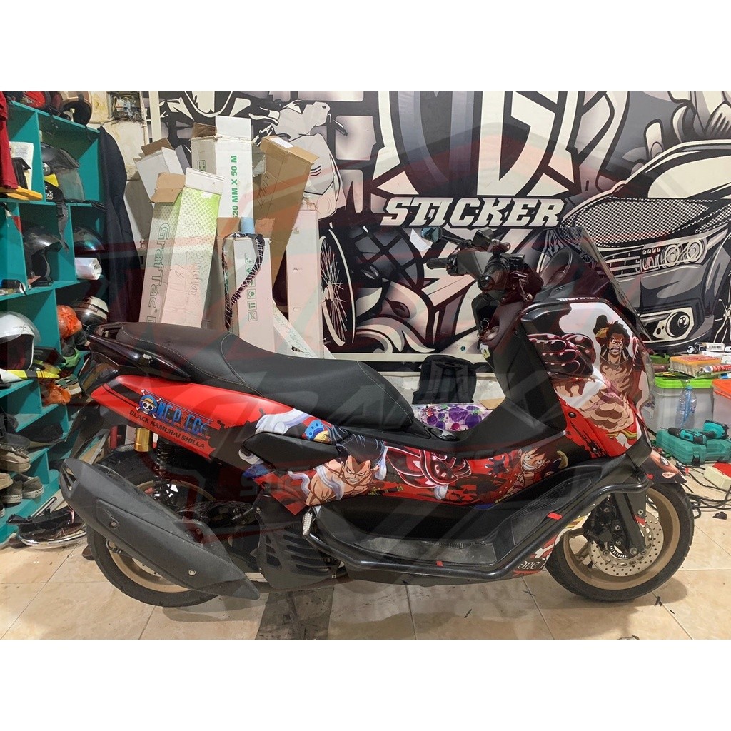 Stiker Decal Motor YAMAHA NMAX OLD Full Body Sticker NMAX Lama Motif Karakter Kartun One Piece