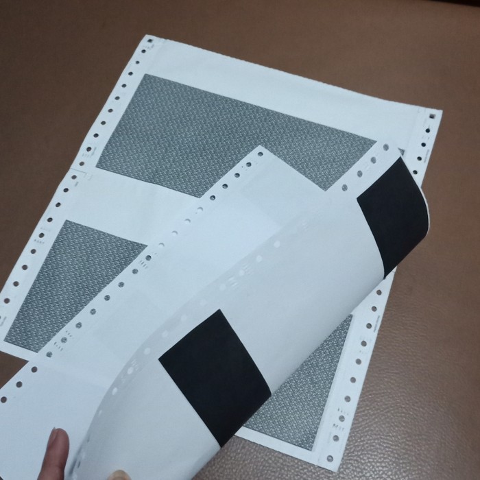 

best -kertas slip gaji carbonise 500set 3ply 9.5x11"/2