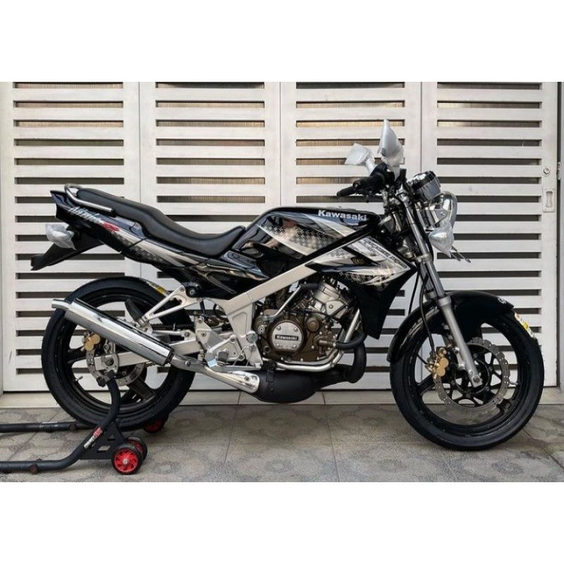 Striping Ninja SS Suriken Hitam Stiker Kawasaki NINJA SS 2012 Hitam lis stiker standar ori Ninja ss 