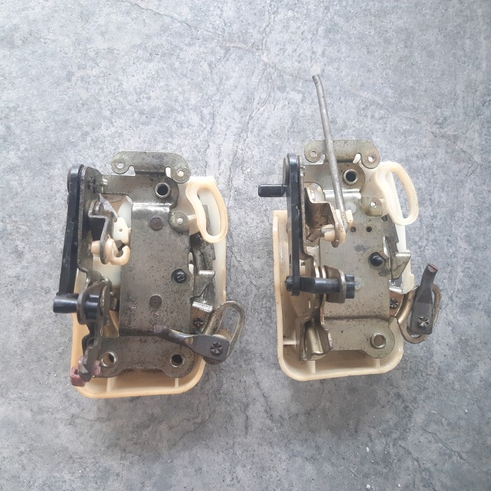 Door Lock Doorlock HONDA Civic Ferio Belakang Kanan