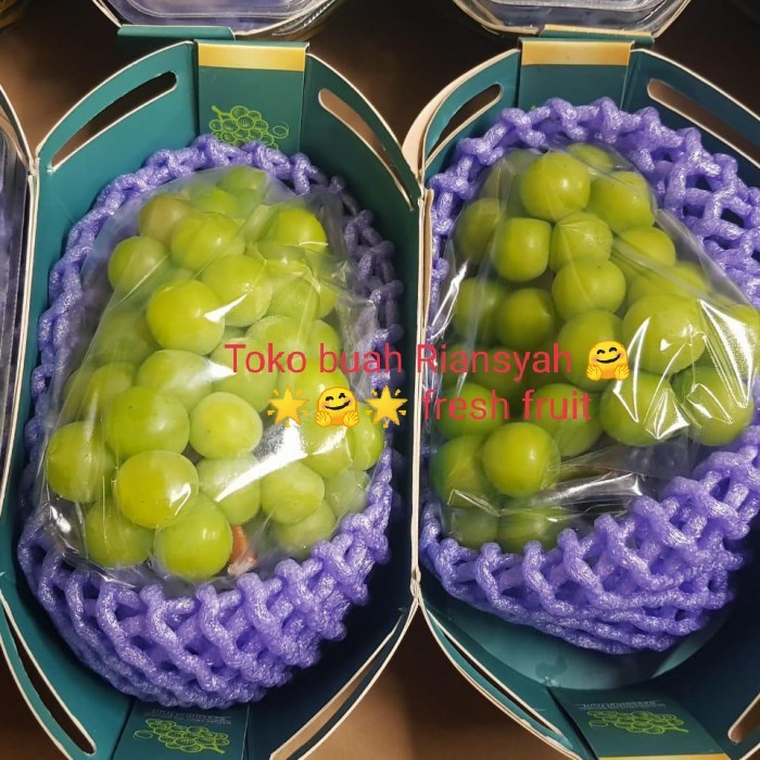 

BUAH Anggur Hijau Shinee muncrat sweet fresh infort/pck