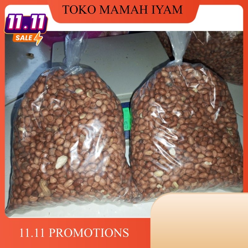 

KACANG TANAH SUPER 1KG