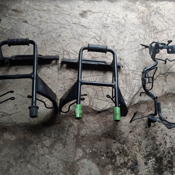 TERLARIS - Bracket Yamaha Scorpio Z New Byson Original - Sparepart Sepeda Motor