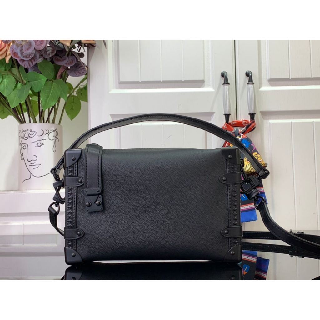 New Counter ORI Top Louis Vuitton/LV Side TRUNK medium-sized handbag M24309 black/black buckle (lych