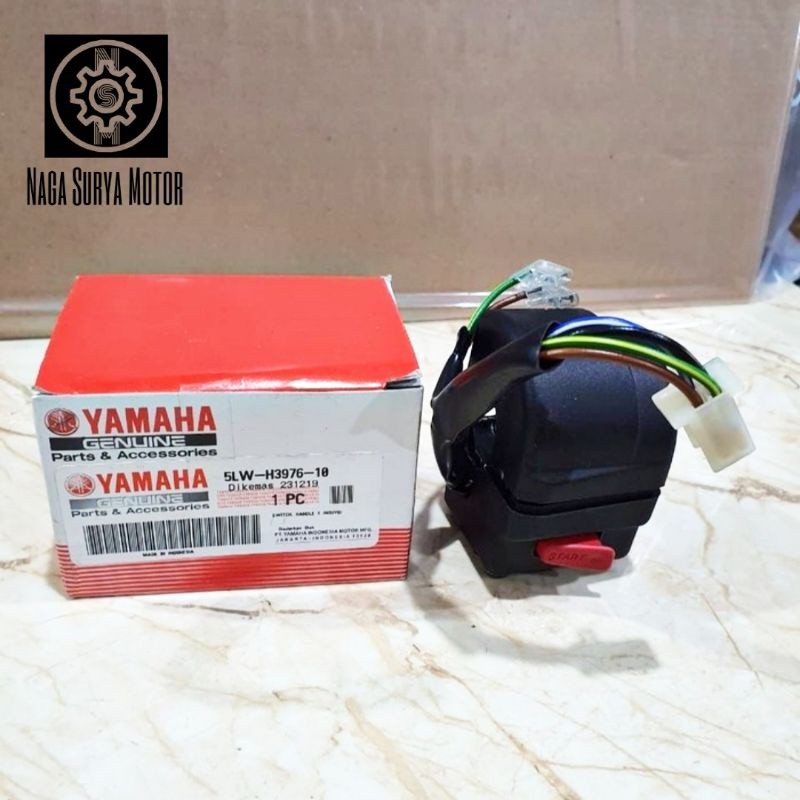 Holder saklar kanan switch handle Nouvo Z 5LW-H3976-10 ORI YGP