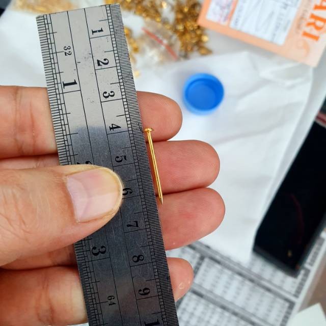 Paku emas 0.55 gr an emas 70% 700 70 %