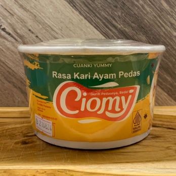 

CIOMY Cuanki Instant Chicken Kari Cup Besar