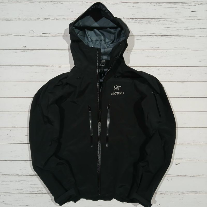 Arcteryx Alpha SV Jacket Gorpcore