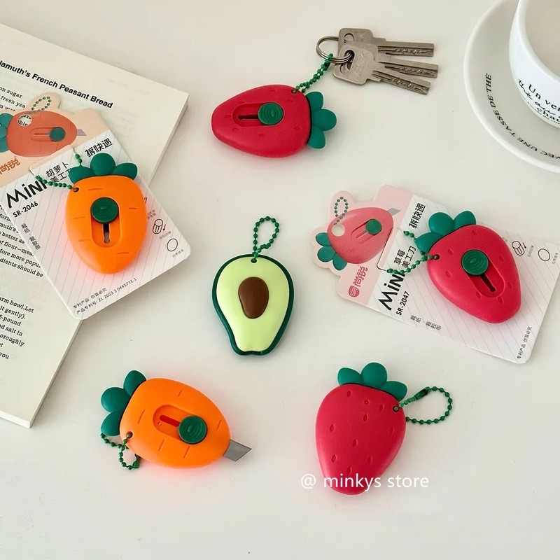 

MINKYS Cute Portable Mini Avocado Strawberry Fruit Art Utility Knife Express Box Knife Paper Cutter Craft Wrapping Tools