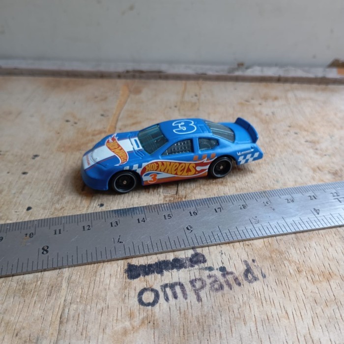 Second Loose hot wheels Dodge charger stock